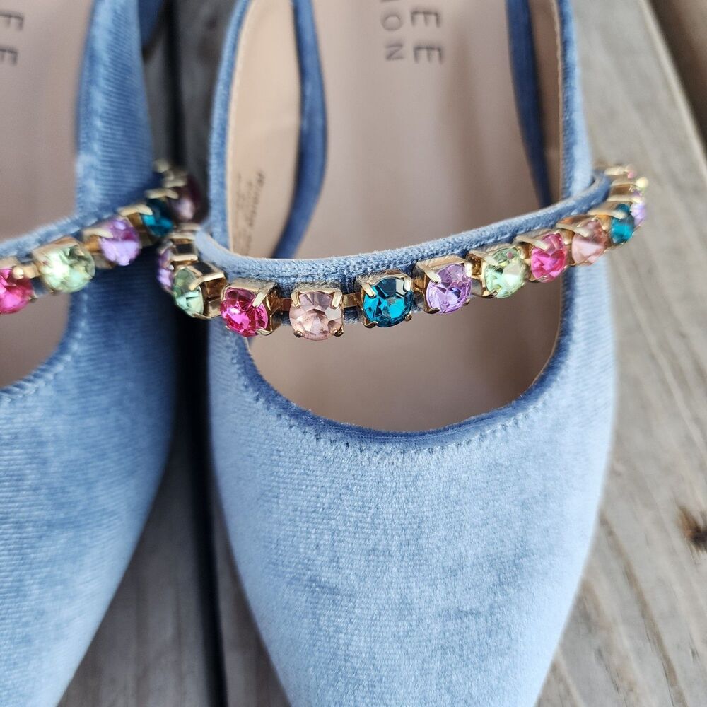 New In Box Journee Collection Light Blue Velor Embellished Jewelled Mules Sz 5.5 - Picture 10 of 16